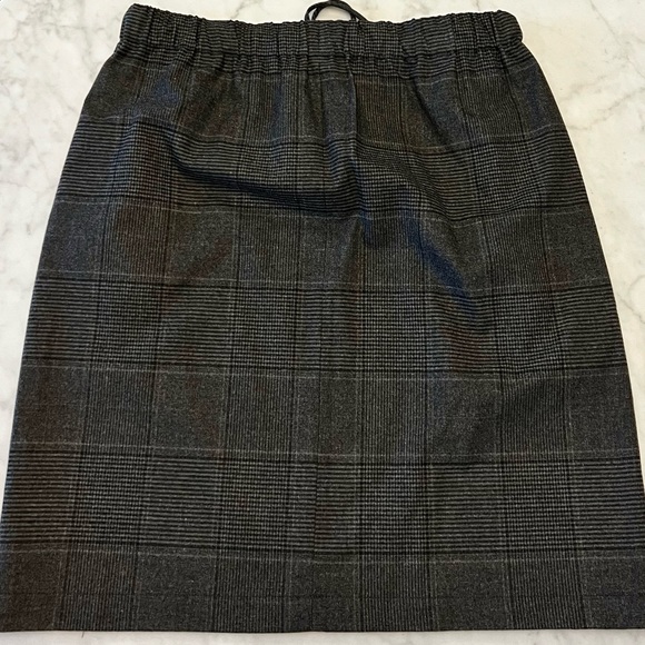 ✨HOST PICK✨ Aritzia The Group by Babaton Jimmy Tie Waist Skirt - Grey Plaid - Picture 6 of 10